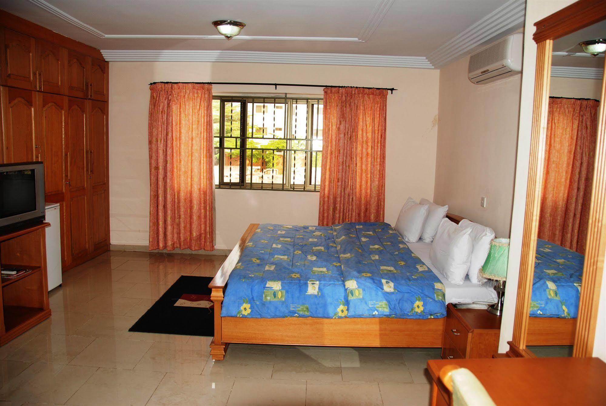 Eastgate Hotel Acra Exterior foto